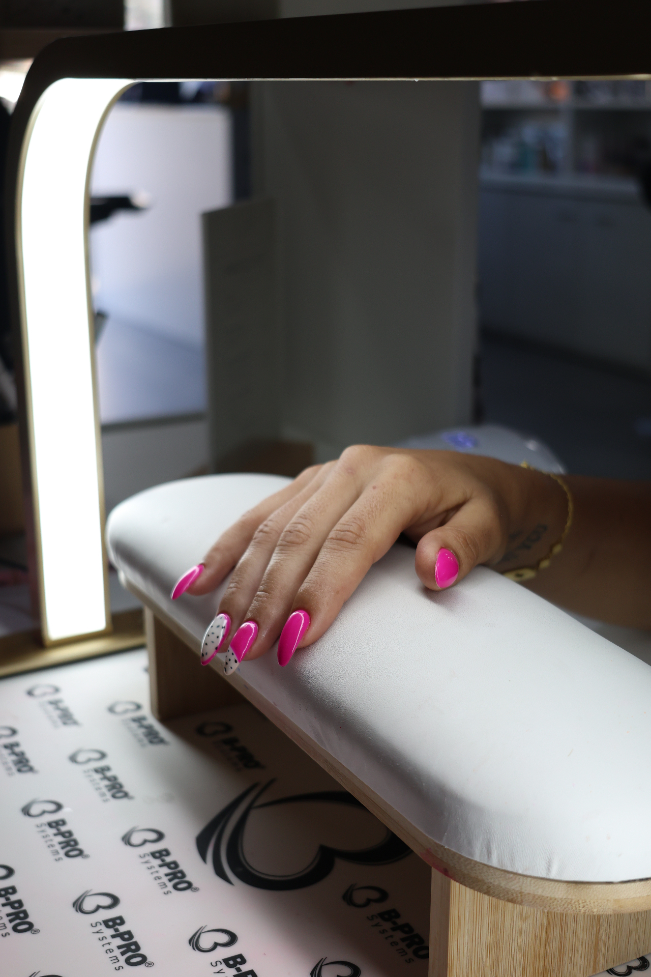manicure & pedicure